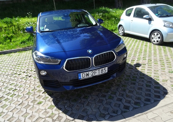 BMW X2 cena 93550 przebieg: 52000, rok produkcji 2018 z Wrocław małe 742